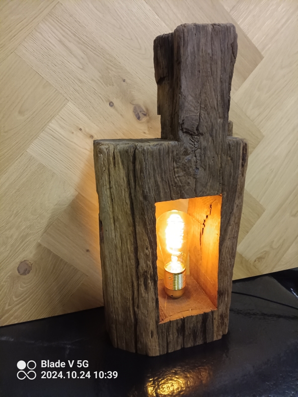 L6 - staande lamp met hout - niek handgemaakt - rotinka parket